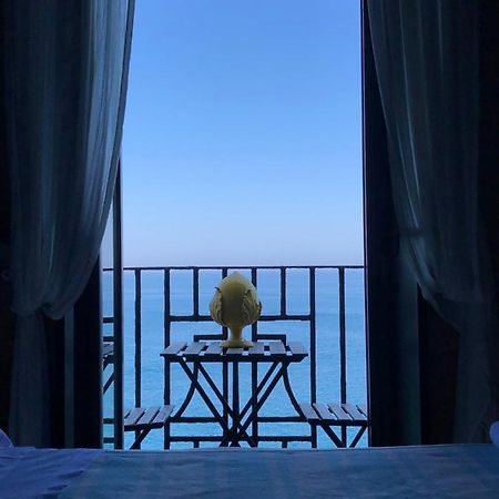 La Torretta Del Senatore Polignano a Mare Exteriör bild